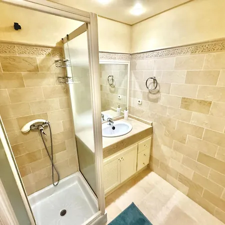 Apartman Luxe In De Jachthaven Benalmadena, Provincie Malaga, Costa Del Sol Benalmádena